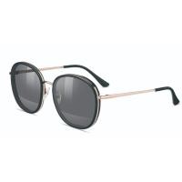 ราคา ฟรีเลนส์มูลค่า 1,500.- | HELEN KELLER แว่นตากันแดด รุ่น H8813/N10R/57 (27880684677)