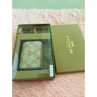 ราคา กระเป๋า coach 2พับของแท้ (23190023967)