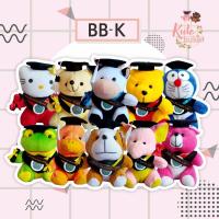 ราคา ตุ๊กตารับปริญญาตัวละครมิก้า 15 ซม | ของขวัญรับปริญญาตุ๊กตารับปริญญา Gressik ตุ๊กตารับปริญญา Surabaya (27715255890)