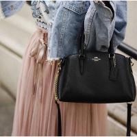 ราคา Coach F28977 Mini sage carryallขนาด 9 3/4" (L) x 6 3/4" (H) x 4 1/4" (W) ทรงถังใบเล็กน่ารักกกใส่ของได้จุคร่า (6500927377)