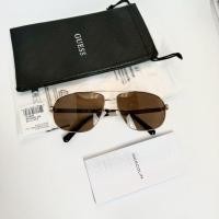 ราคา GUESS GF0244-32E Factory Men's Gold Aviator Sunglasses (29185054065)