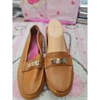 ราคา Coach คัชชูหนังนิ่มมือสองของแท้ (25219419606)