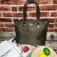 ราคา กระเป๋าคล้องไหล่&ถือ ปั้มPRADA ด้านหน้า มือ2สภาพ90%ราคา170 (2266489570)