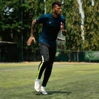 ราคา VOLT กางเกงเทรนนิ่ง ขายาว สีดำ NEUTRON 001 BOTTOM STRIPE BLACK กีฬา ออกกำลังกาย ผู้ชาย (25766149266)