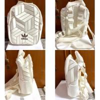 ราคา Adidas bag off-white ของแท้จาก shop (5642929085)