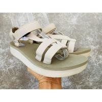 ราคา Teva size 37-38 รองเท้ามือ2 ของแท้ 100% (27150700021)