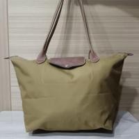ราคา ส่งต่อ กระเป๋า Longchamp le pliage Size M หูยาว สีน้ำตาล (25931359063)