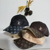ราคา หมวกแก๊ป หมวกหลุยส์ งานปัก สไตล์ฟชั่น พร้อมป้าย ใส่กันแดด คุณภาพดี Cap Fashion (42958215245)