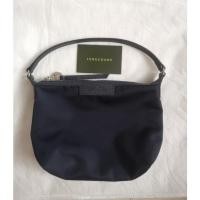 ราคา กระเป๋า Longchamp LePliage Neo คล้องมือ สีNavy (มือ2)​ ของแท้ (8496180446)