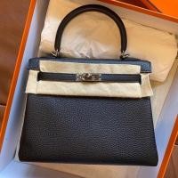 ราคา Hermes Kelly 25 Black Togo PHW Stamp C อุปกรณ์ครบพร้อม copy Reciept 599,900บาท (6158682588)