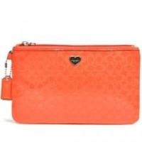 ราคา Coach Perforated Embossed Liquid Gloss Medium Wristlet F51677 สีส้ม (41739205)