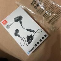ราคา พร้อมส่งหูฟัง bluetooth JBL รุ่น E25BT สีดำ ของแท้ (1990185309)