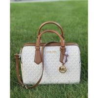 ราคา Michael Kors ทรงหมอน 12" (9330657876)