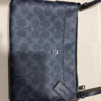 ราคา Coach east west signature crossbody pop-up pouch สีน้ำเงิน (1637033031)