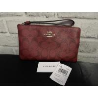 ราคา คล้องมือ coach สีแดง 1ซิป ไซส์L ของแท้ % (7294851731)