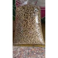 ราคา อาหารหมูเล็กโปรตีน18%(แบ่งขาย) 1กก. (25418416563)