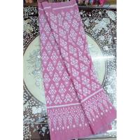 ราคา ซิ่น ผ้าไหมมัดหมี่ ทอยกดอกลูกแก้ว 6ตะกอ ขนาด 1x2เมตร ลายโคมไฟ พื้นสีชมพูกลีบบัว รหัส L9A-ST-0127680 (26774674020)