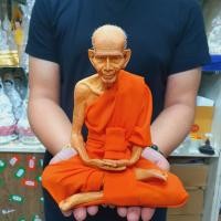 ราคา หลวงพ่อรวย ปาสาทิโก วัดตะโก งานไฟเบอร์หุ่นขี้ผึ้ง ใส่ผมจริงห่มจีวรจริง(หน้าตัก9นิ้ว สูง25ซม.) (4882914886)