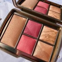 ราคา HOURGLASS AMBIENT™ LIGHTING EDIT LIMITED EDITION 2021 (12361369393)