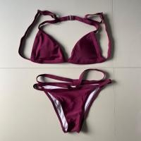 ราคา ชุดว่ายน้ำบีกีนี่ สายไขว้ สีแดงเลือดหมู (23219785628)