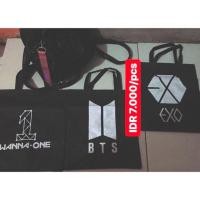 ราคา กระเป๋าโท้ต Wanna One (3283253354)