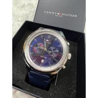 ราคา TOMMY HILFIGER นาฬิกาผู้ชาย สายหนังสีกรม (14798937633)