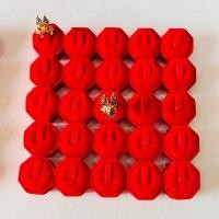 ราคา ที่โชว์แหวน 8 เหลี่ยม เป็นกำมะหยี่ มีให้เลือก หลายแบบ แบบเจาะหรือฝัง และแบบหนามหรือเกี่ยว บรรจุขาย 25 ชิ้น/แพ็ค (1279759169)