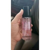 ราคา Victoria Secret Fragrance Mist กลิ่น Velvet Petals (20278261507)