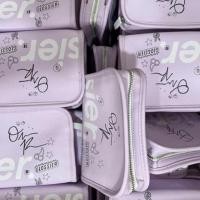 ราคา ꒰ พร้อมส่ง Mini Beauty Bag ꒱ GLOSSIER ⟡ The Olivia Rodrigo Collection Limited edition ⟡ (18457570700)