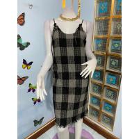 ราคา งาน CIARA เดรสผ้าทอสายเดี่ยวสีเทาดำ สายผูกปรับความยาวได้ เนื้อผ้าดีมีน้ำหนักไม่ยืด กระเป๋ากระโปรงสองข้าง มีซับ (20565252827)