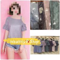 ราคา เสื้อกลิเตอร์วิ้งๆงานนำเข้า เสื้อปาดไหล่ เฉียง แขนสั้นแต่งระบายชั้นๆ ดีเทลคือเป็นผ้าวิ้ง สายเดี่ยวล้อมเพชร อลังการ (23684233359)