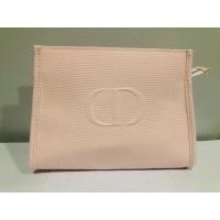 ราคา กระเป๋าใส่เครื่องสำอางค์ DIOR (10686052892)