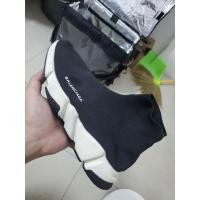 ราคา balenciaca speed trainer 42us 27cm. (10256825388)