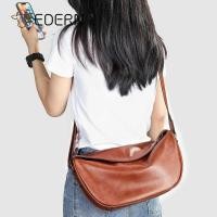 ราคา กระเป๋าสะพายไหล่หนังแท้สำหรับผู้ชายผู้หญิง EDERN 2024 ใ (26359160883)