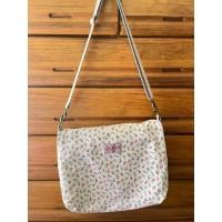 ราคา CATH KIDSTON กระเป๋าสะพายข้างลายดอกไม้ มือสอง สภาพสวย (43311102455)