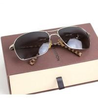 ราคา Louis Vuitton sunglasses, brown x silver, like new, excellent condition, LV r488 [used] (43814509605)