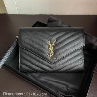 ราคา พร้อมส่งNew YSL clutch envelop Flap 8" (29062689513)