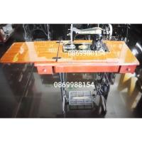 ราคา จักรเย็บผ้า Aswin พร้อมโต๊ะขาจักร (18896230261)