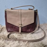 ราคา กระเป๋าสะพายข้าง กระเป๋า Tory Burch (สีครีม-แดง) มือสอง Size:8 (26078749952)