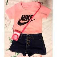 ราคา เสื้อครอปสกรีน nike (312368970)
