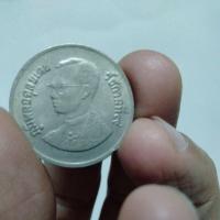 ราคา เหรียญ 1 บาทรัชกาลที่ 9 (24295852781)