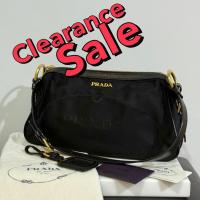 ราคา [อย่าลืมกดโค้ดลดเพิ่ม 2000 นะคะ] เท!!! กระเป๋าสะพายไหล่ PRADA Nylon Shoulder Bag มือสอง ของแท้ 100% (29636403345)