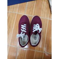 ราคา [ส่งต่อ][รองเท้าผ้าใบมือสอง] รองเท้าผ้าใบเสริมส้นสูง 2 นิ้ว size38(24cm) สภาพภายนอกดี (21279203654)