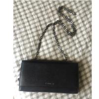 ราคา SALE ❗️CC OO กระเป๋าคลัทช์ มีสายสะพาย หรือเป็นกระเป๋าสตางค์ได้ งานปี 2019 ใหม่มากๆส่งฟรีค่ะ (3233594143)