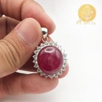ราคา จี้ทับทิมแท้ ล้อมเพชรcz ทับทิมเม็ดใหญ่ พลอยแท้ (J039) ตัวเรือนเงินเเท้ 925 (43102046312)