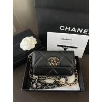 ราคา Like new!! Chanel19 holo31 (17219641832)