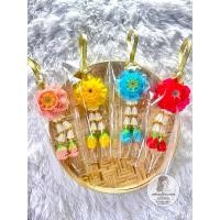 ราคา พวงมาลัยริบบิ้น พวงมาลัยไหว้พระไหว้แม่แขวนหน้ารถ 1ชิ้น45 (28706419409)