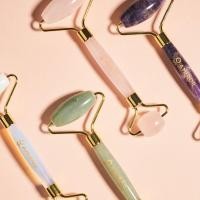 ราคา Amiror Jade Roller - AMIRA โรลเลอร์ หินนวดหน้า Gua Sha (19363150487)