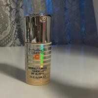 ราคา [USED] MAC Lightful Naturally Flawless Foundation SPF 35/ PA++ 30ml (7742864089)