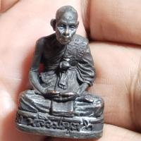 ราคา รูปหล่อหลวงปู่หลิว วัดไร่แตงทอง จ.นครปฐม รุ่นกองทัพบก ปี 2539 เนื้อทองแดงรมดำ อุดกริ่ง ตอกโค๊ต สภาพสวยรับประกันพระแท้ (26912005648)